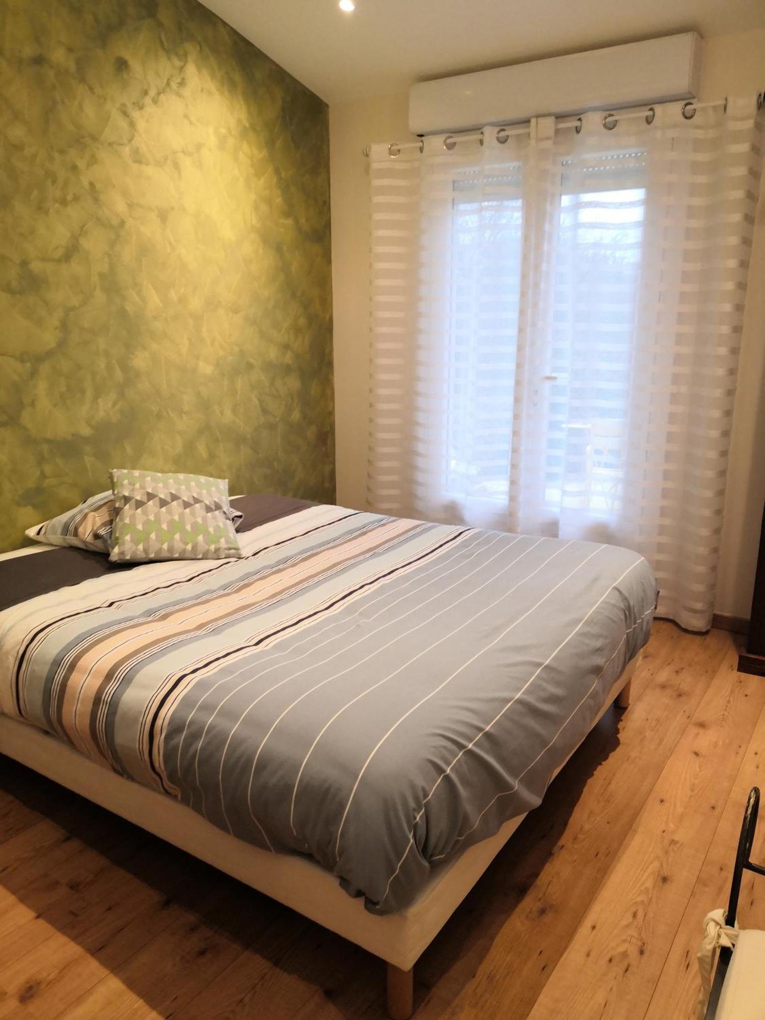 Chambre Dans Un Ecrin De Verdure Dommartin  ภายนอก รูปภาพ